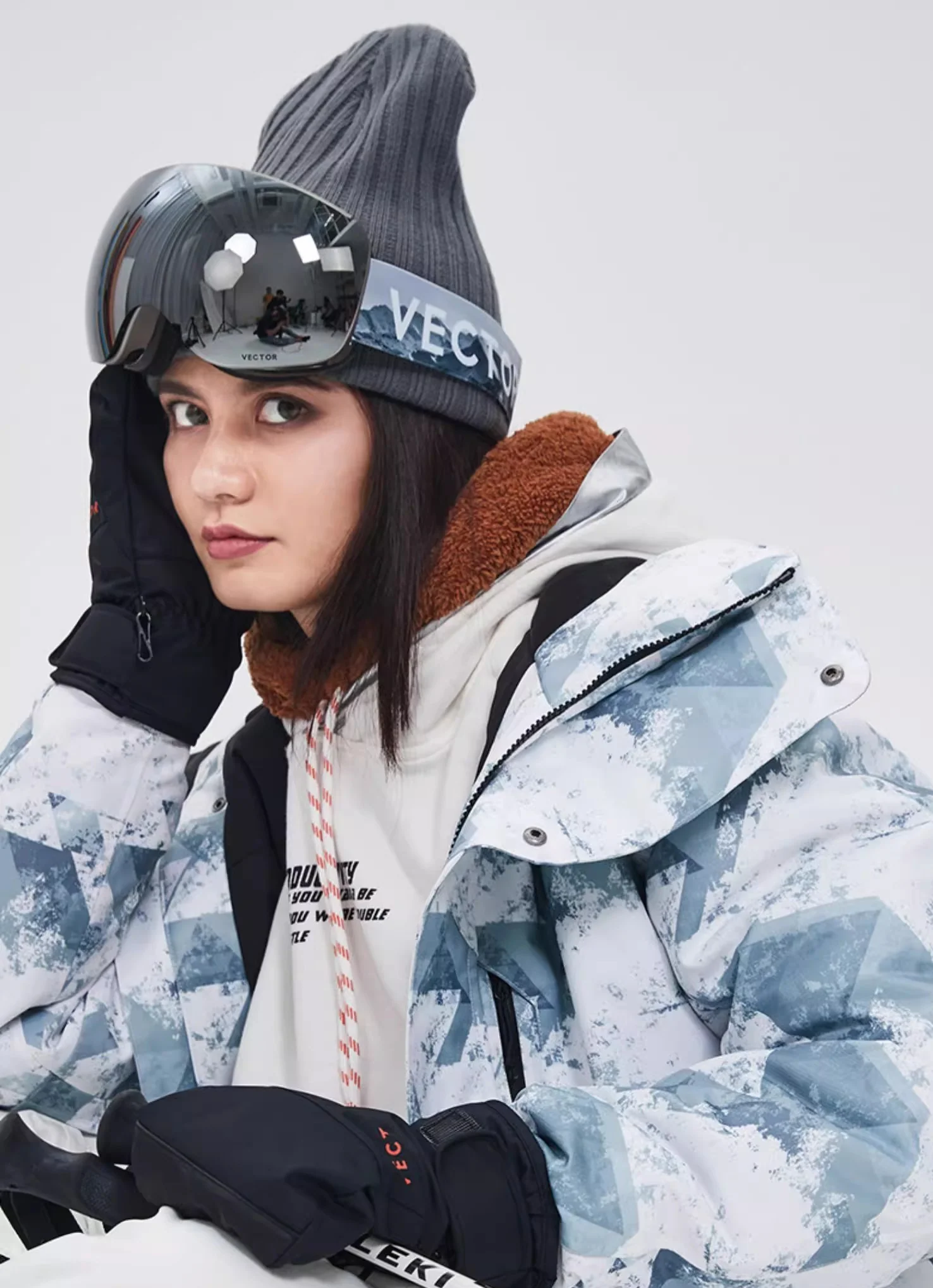 Broad Snow Goggles - Image 3