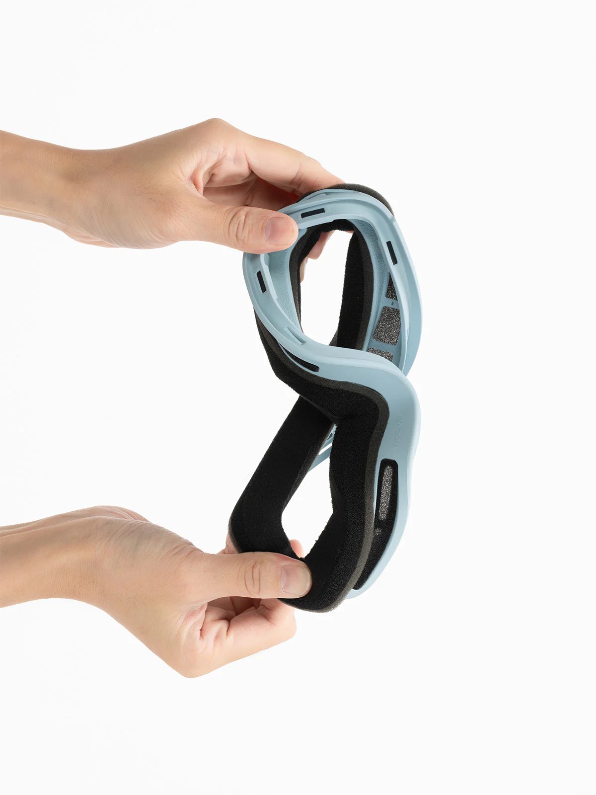 Broad Snow Goggles - Image 6