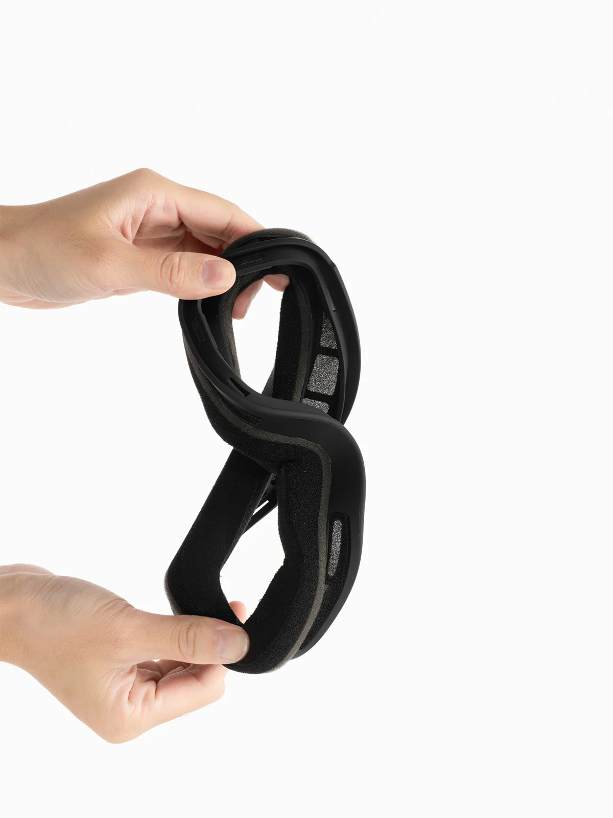 Broad Snow Goggles - Image 5
