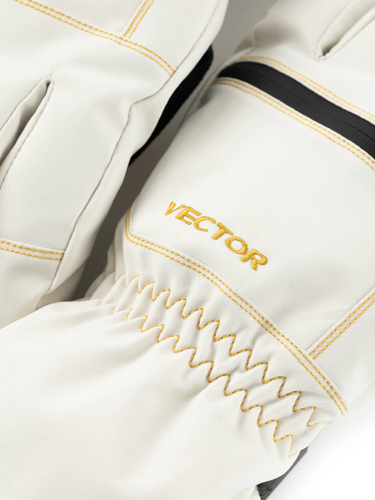 Dash PrimaLoft Gloves - Image 4