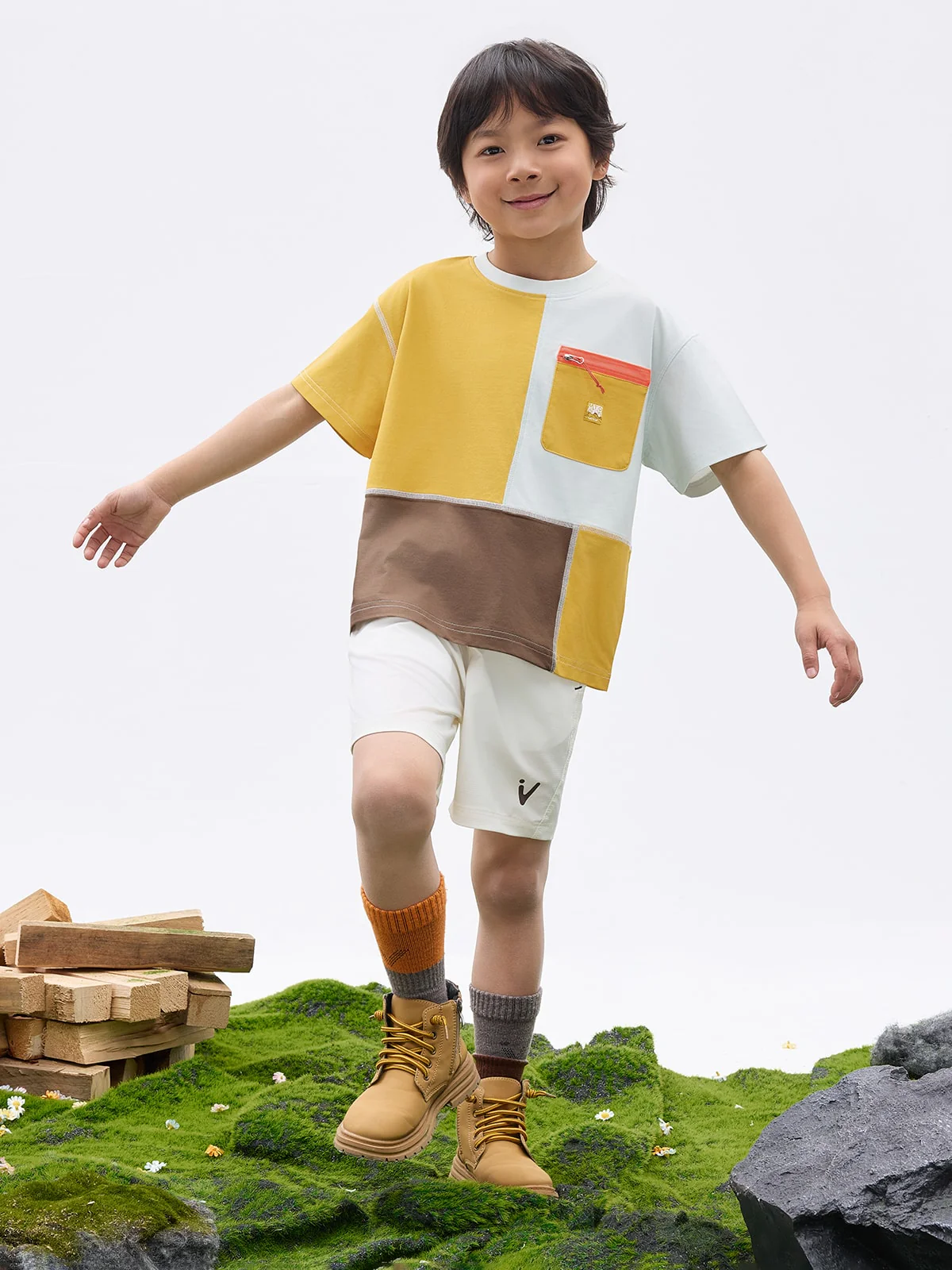 Kids' Willow Hiking Shorts - Image 2