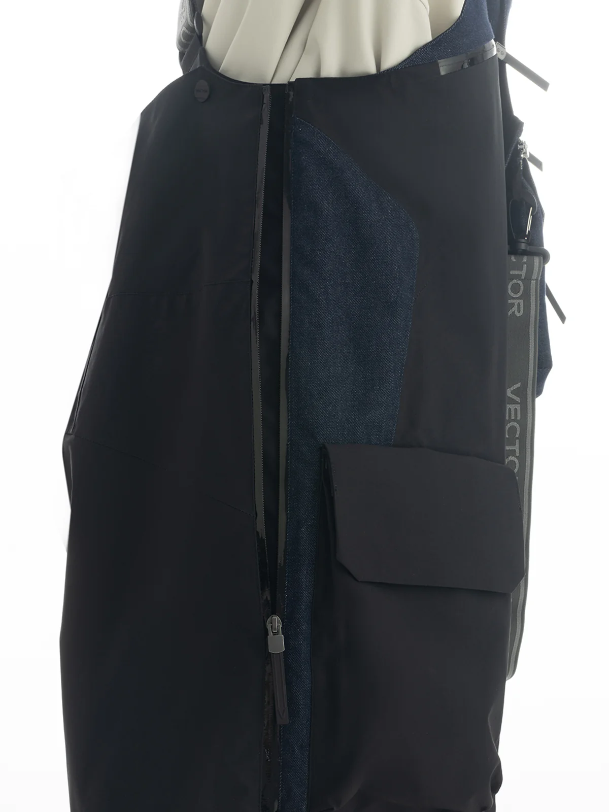3L Snowpark Detachable Pocket Bib Pants - Image 7