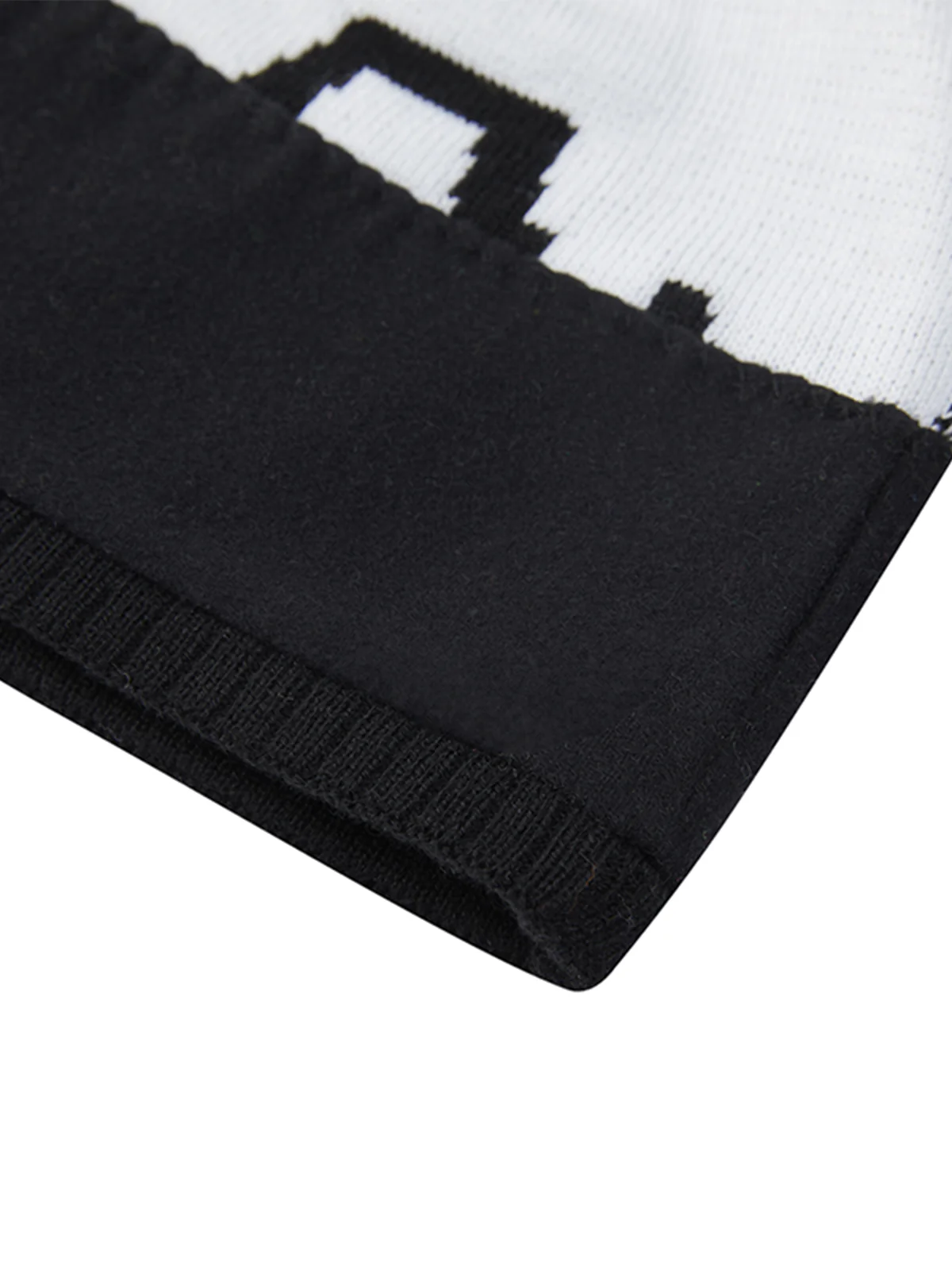 Peak Wool Beanie - Image 12