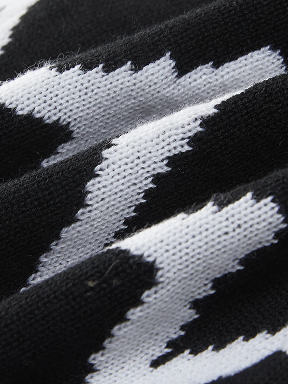 Peak Wool Beanie - Image 13