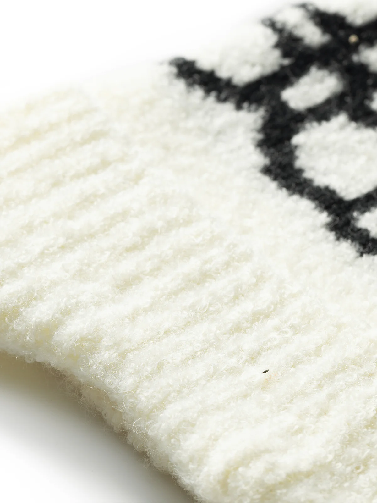 Pompom Beanie - Image 6