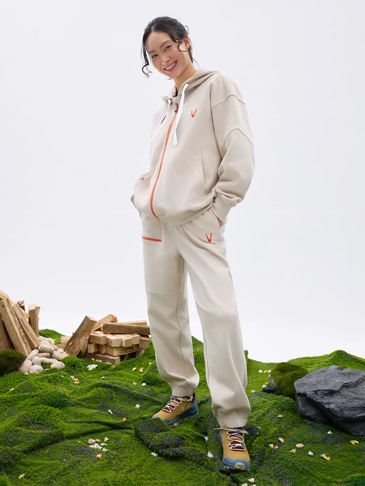 Vibe Zip Hoodie - Image 4