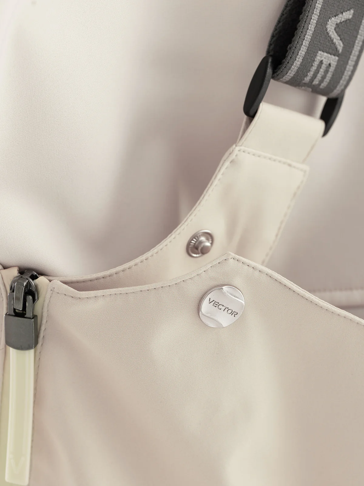 3L Snowpark Detachable Pocket Bib Pants - Image 5