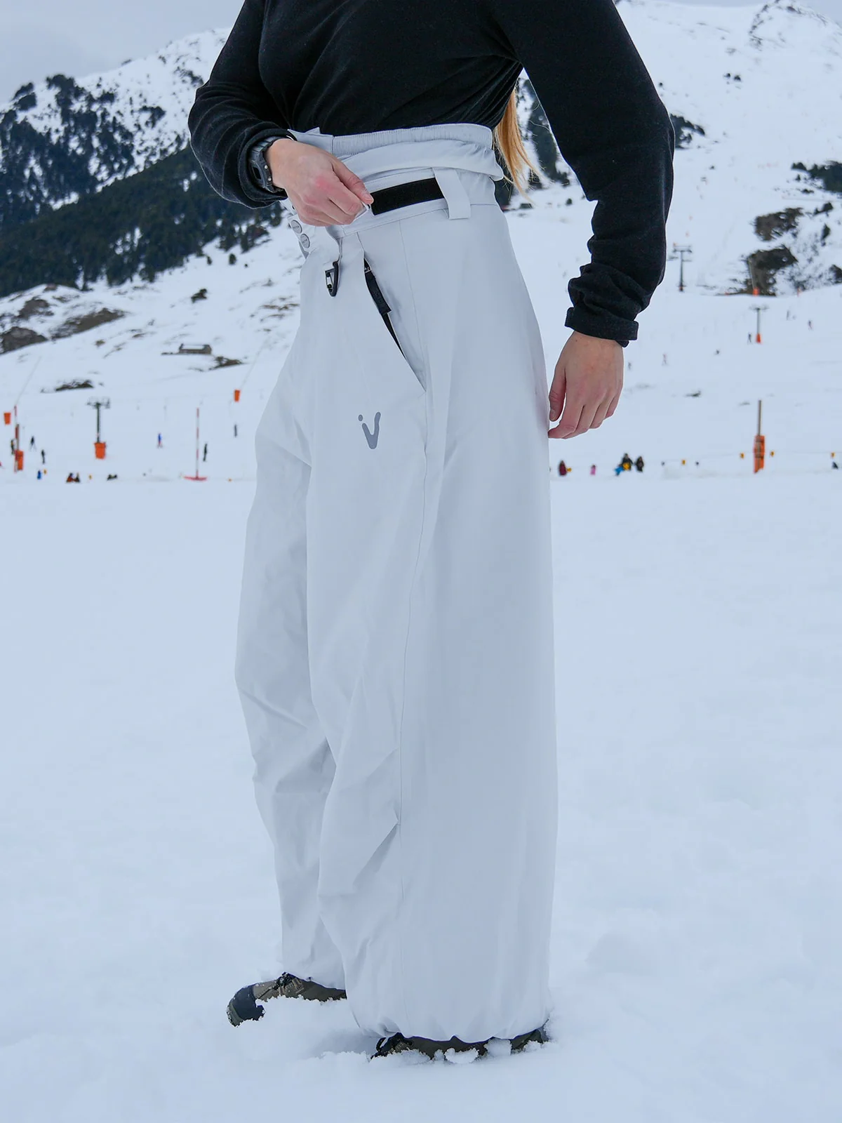 Women's AltaX 3L Insulated Pants - Image 2