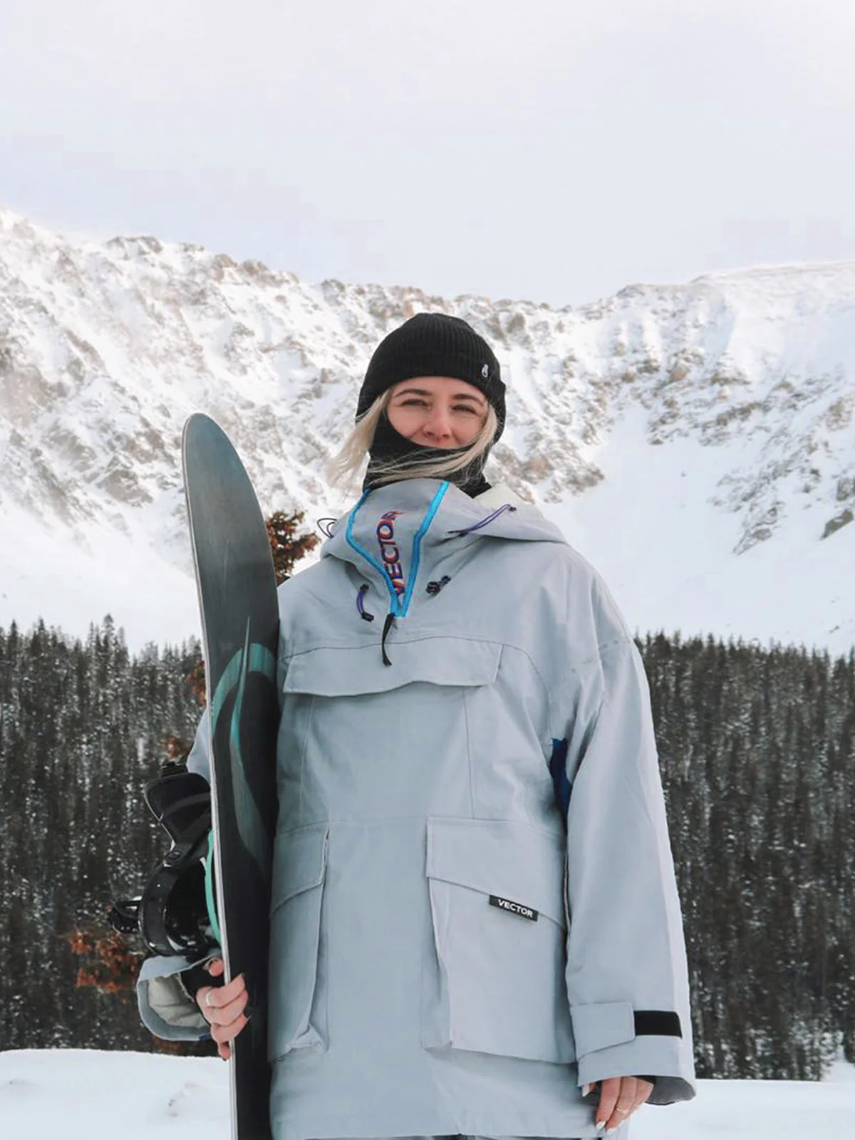 Women's Meteor 2L Anorak Jacket - Image 2