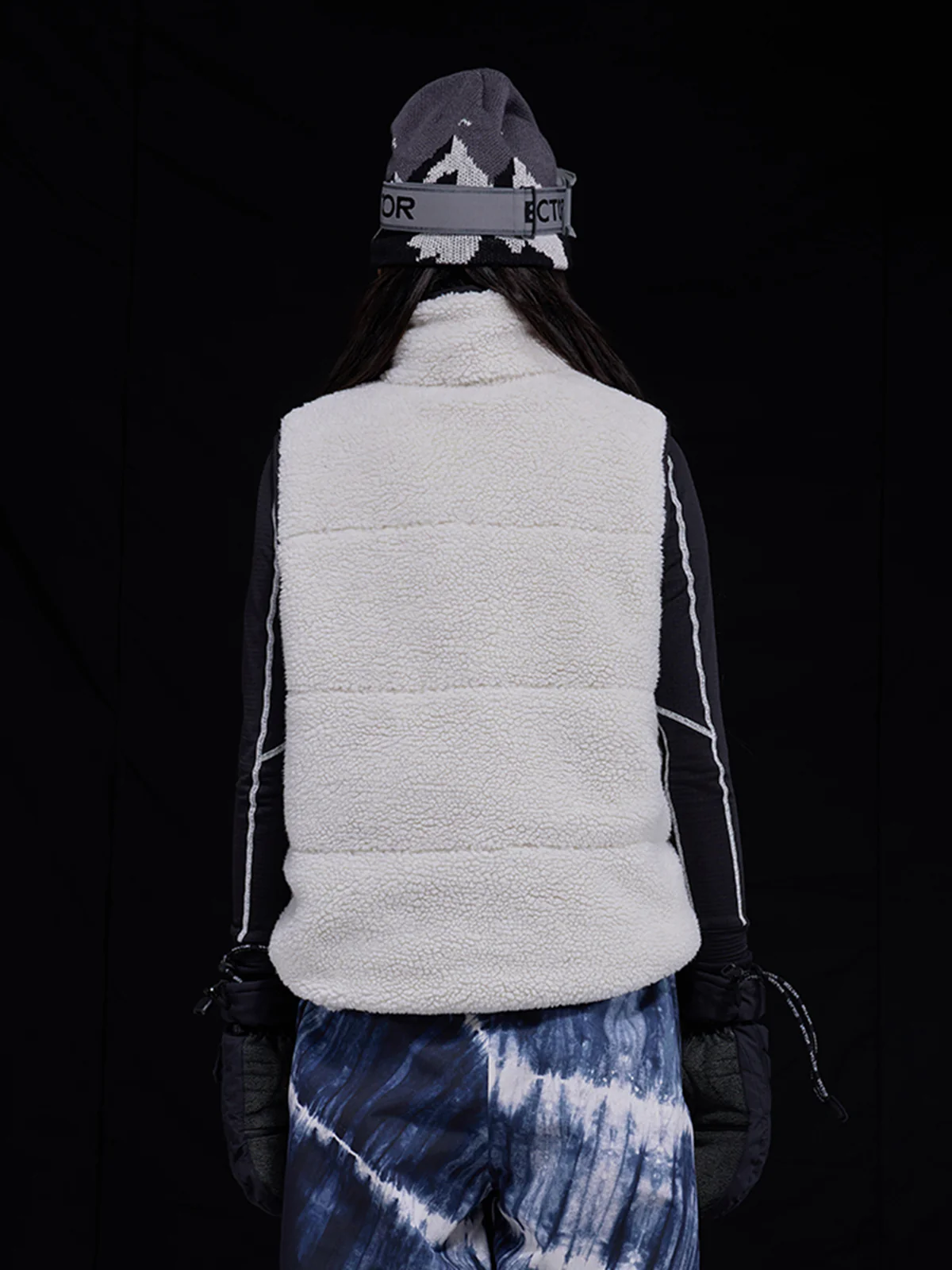Orient Koan Insulated Vest - Image 5