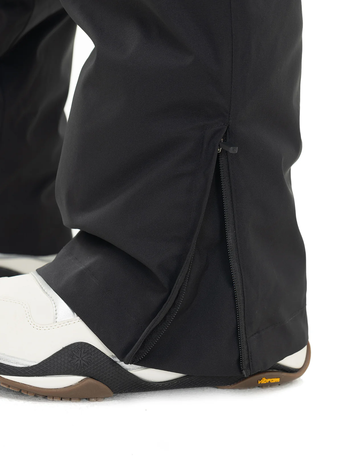 Women's Voyager 2L Knee-Padded Pants - Image 13
