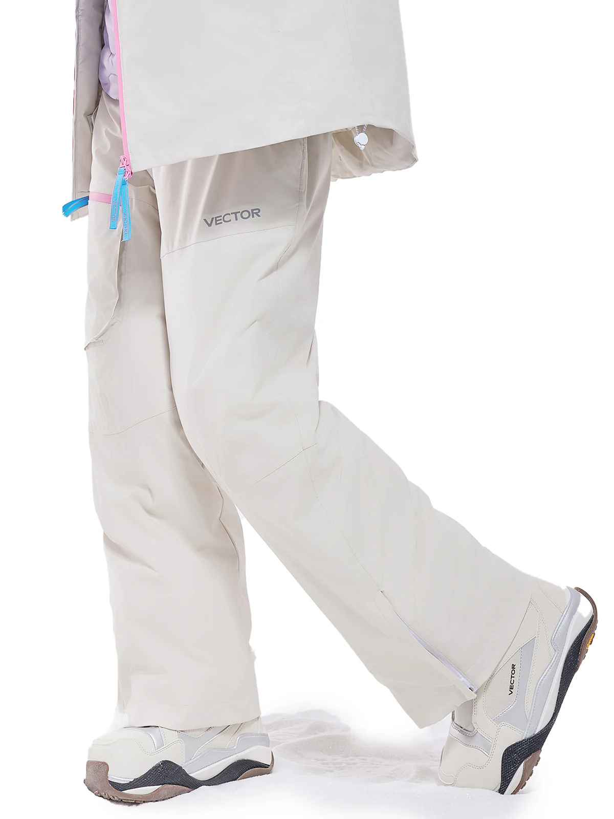 Women's Voyager 2L Knee-Padded Pants - Image 3